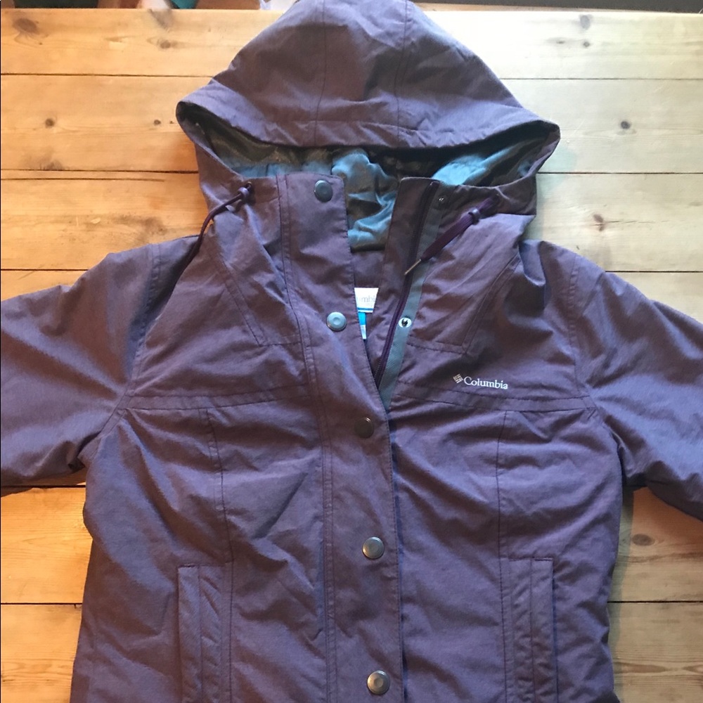 *Make Offer/Donating 12/3* Columbia Jacket (L)